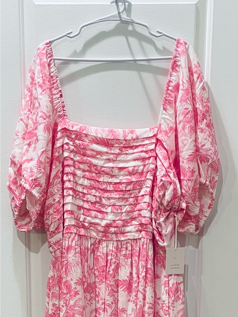 NEW…LC Lauren Conrad Pink Floral Tropical Maxi Dress - Picture 4 of 4
